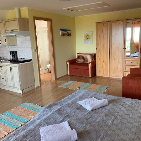 Holidaysport Haus Balatongyörök Eksteriør bilde