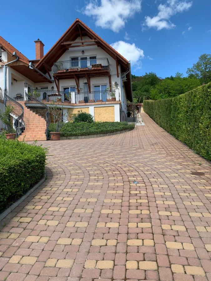 Holidaysport Haus Balatongyörök Eksteriør bilde