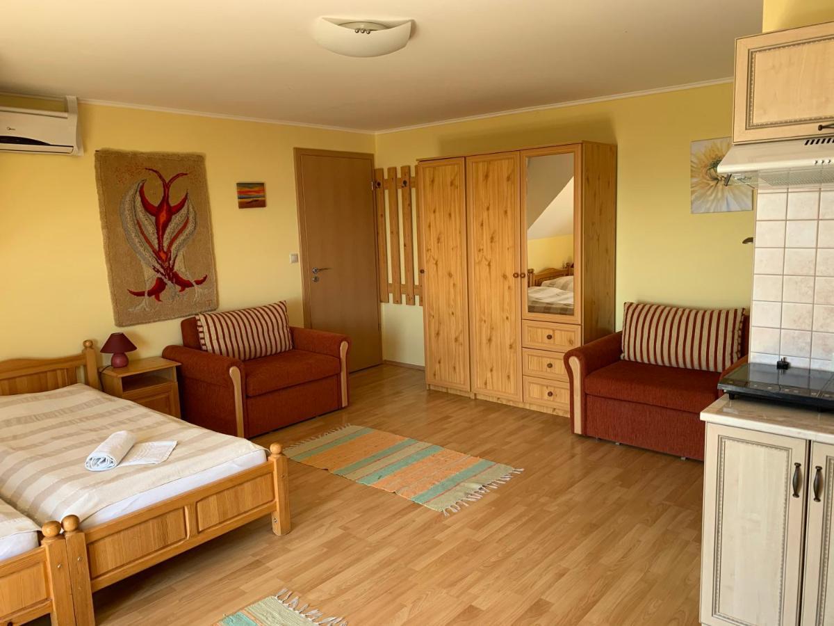 Holidaysport Haus Balatongyörök Eksteriør bilde