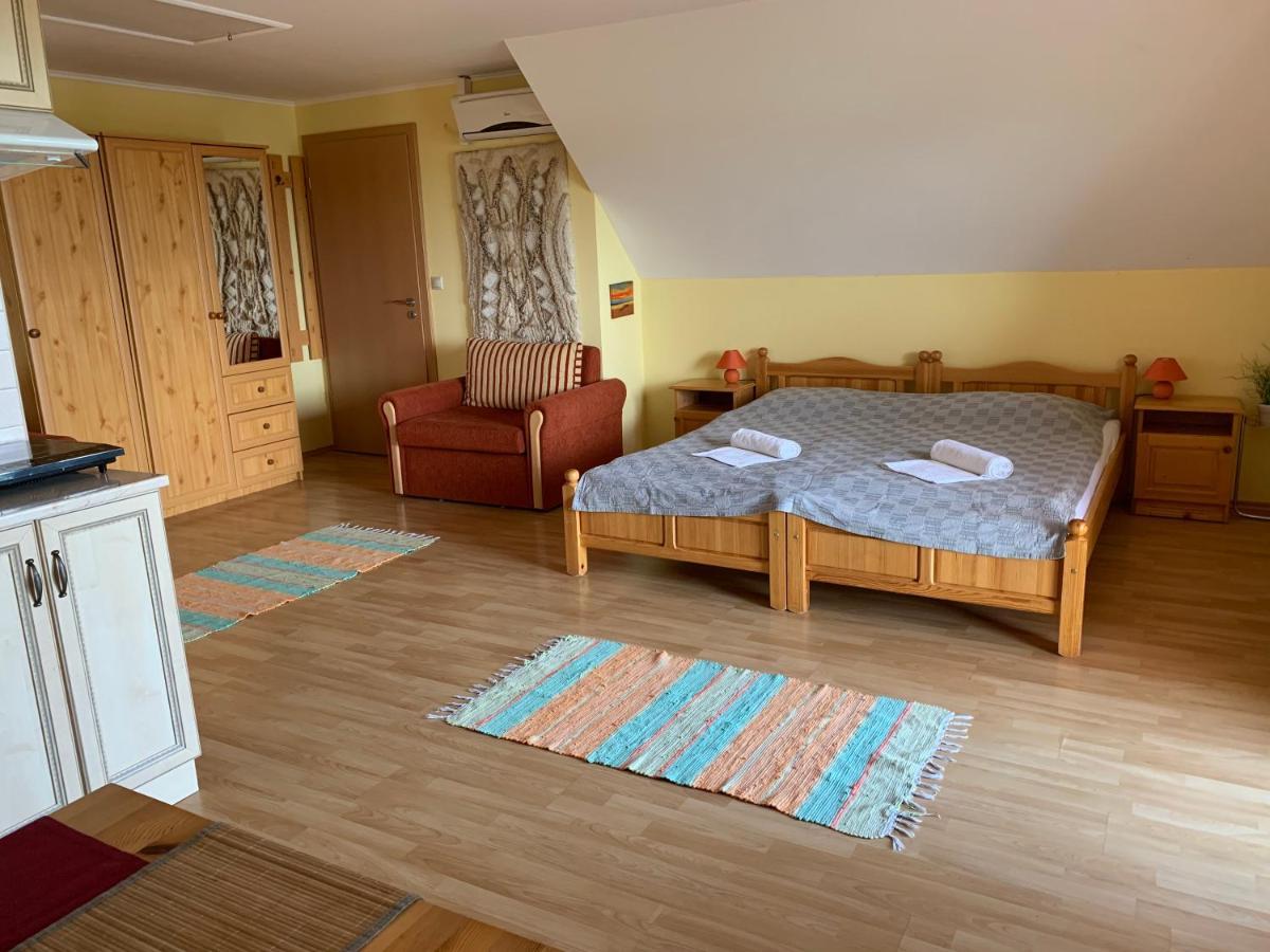 Holidaysport Haus Balatongyörök Eksteriør bilde